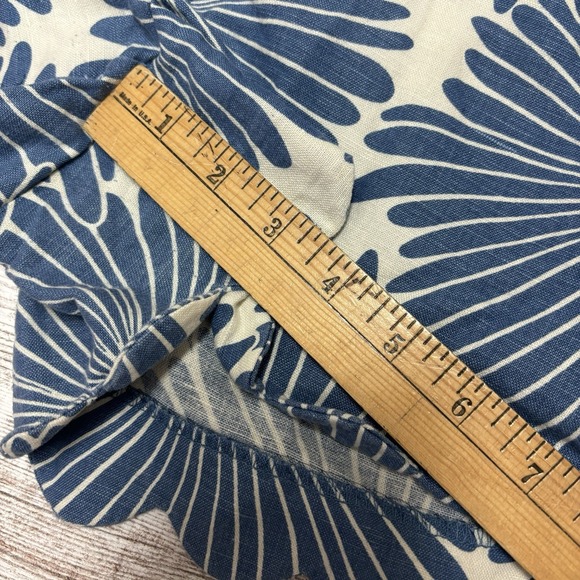 J. Crew Size 0 Womens Blue Flower Scalloped Hem Shorts Linen Blend Floral Beach‎ - Picture 12 of 12